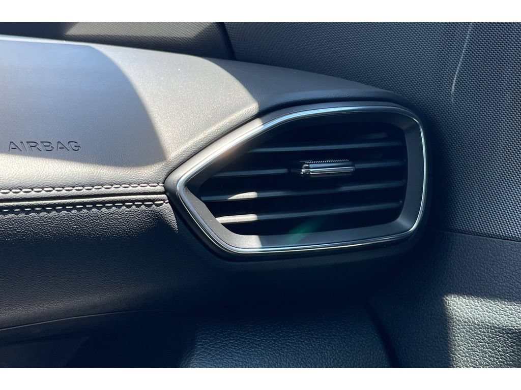 Used 2023 Hyundai Santa Fe SE FWD image 29
