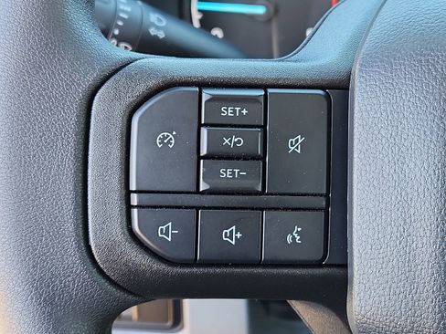 New 2025 Ford F250 XL w/ 360-Degree Camera Package RWD image 17