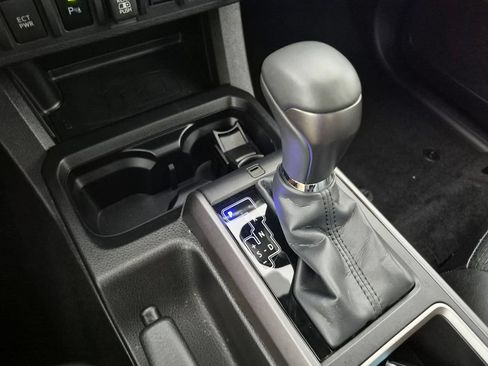 Used 2022 Toyota Tacoma TRD Sport w/ TRD Premium Sport Package RWD image 17
