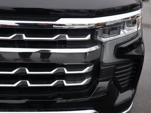 Used 2022 Chevrolet Silverado 1500 LTZ w/ LTZ Premium Package image 10