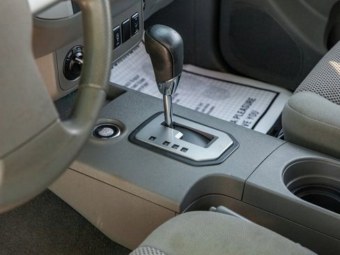 Used 2021 Nissan Frontier SV image 14