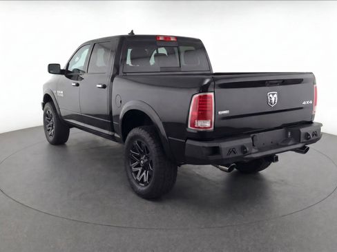 Used 2017 RAM 1500 Laramie AWD/4WD image 3