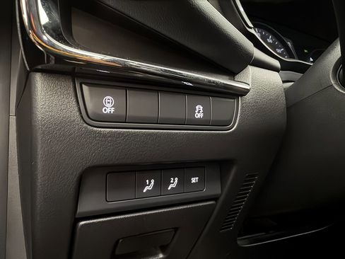 Used 2022 MAZDA MAZDA3 s image 13