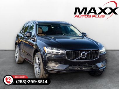Used 2018 Volvo XC60 T5 Momentum w/ Convenience Package