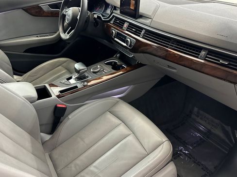 Used 2019 Audi A4 2.0T Premium image 31