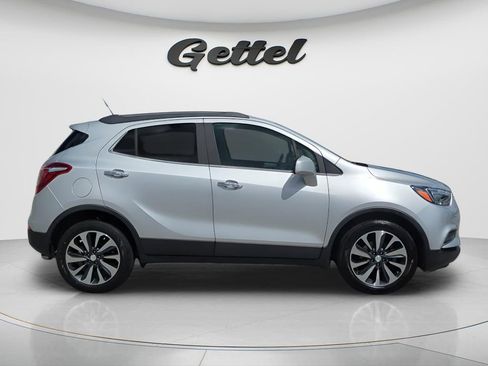 Used 2021 Buick Encore Preferred image 3
