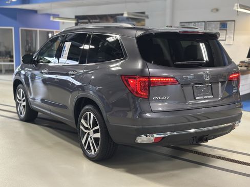 Used 2018 Honda Pilot Elite image 9