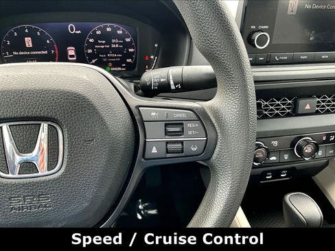 Used 2023 Honda Accord LX image 11