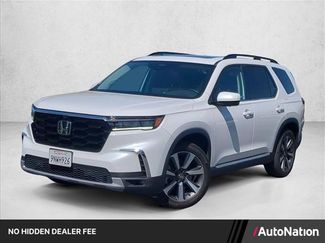 Used 2025 Honda Pilot Elite video 1