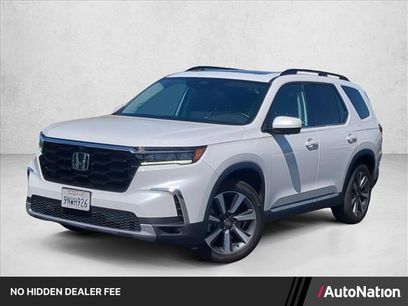 Used 2025 Honda Pilot Elite