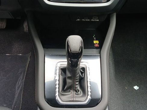 Certified 2025 Subaru Forester Touring AWD/4WD image 14