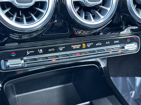 Used 2020 Mercedes-Benz A 220 image 19