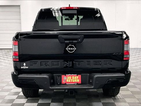 New 2026 Nissan Frontier SV w/ SV Convenience Package AWD/4WD image 5