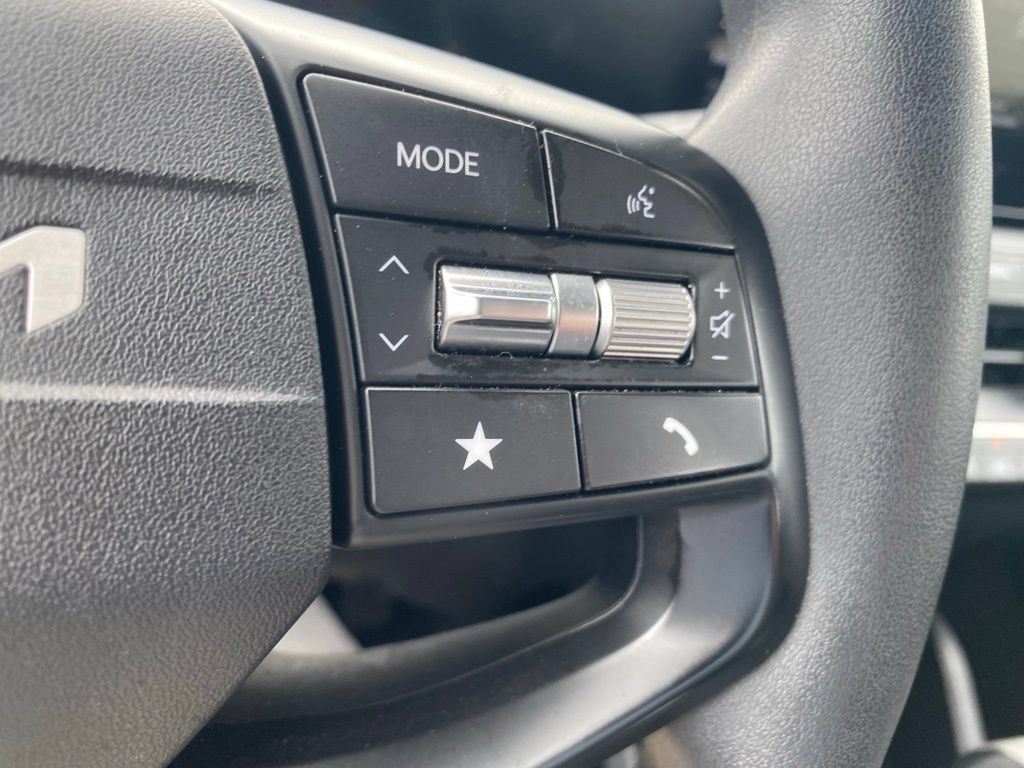 Used 2025 Kia K4 FWD image 26