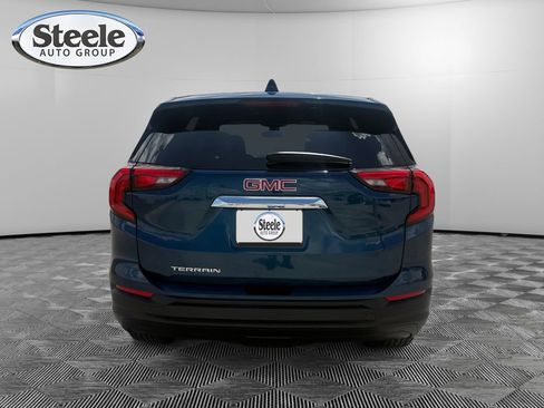 Used 2020 GMC Terrain SLE FWD image 4