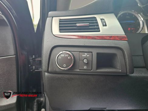 Used 2009 Cadillac Escalade ESV AWD image 24