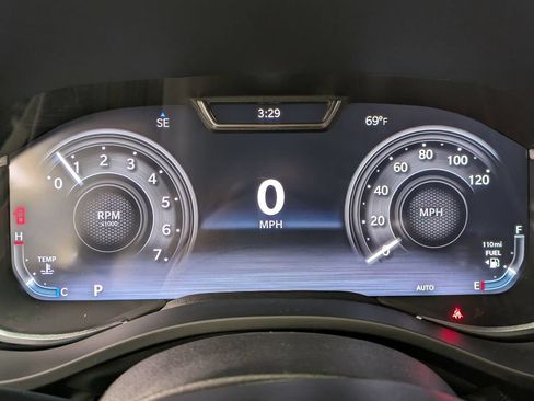 Used 2026 RAM 1500 Big Horn AWD/4WD image 16
