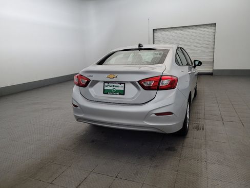 Used 2019 Chevrolet Cruze LS w/ LS Convenience Package FWD image 7