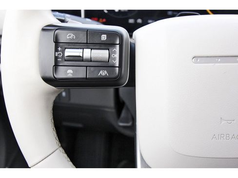 Used 2024 Hyundai Santa Fe Limited FWD image 19