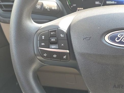 Used 2022 Ford Escape SE FWD image 33