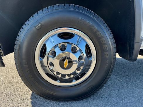 Used 2021 Chevrolet Silverado 3500 LT AWD/4WD image 13