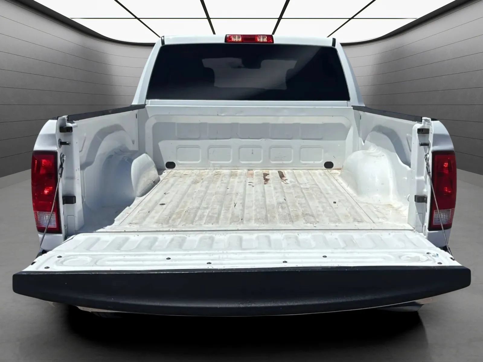Used 2021 RAM 1500 Classic SLT RWD image 38