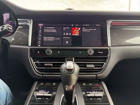 Used 2023 Porsche Macan S AWD/4WD image 26