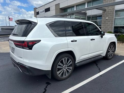 Used 2023 Lexus LX 600 4WD w/ Appearance Package image 3