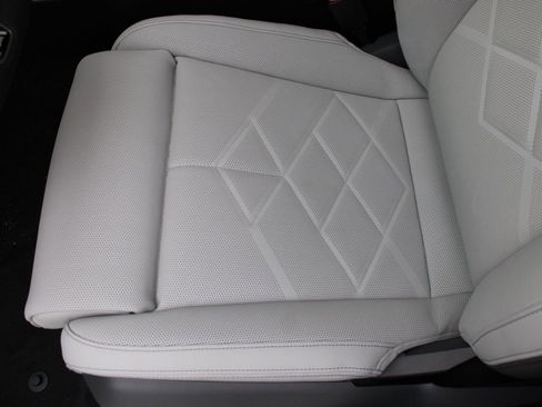 New 2026 BMW 530i w/ M Sport Package image 14