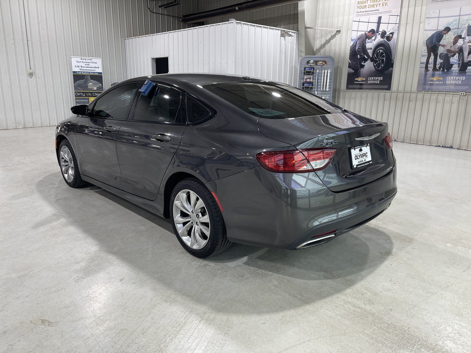 Used 2016 Chrysler 200 S w/ Comfort Group FWD image 6