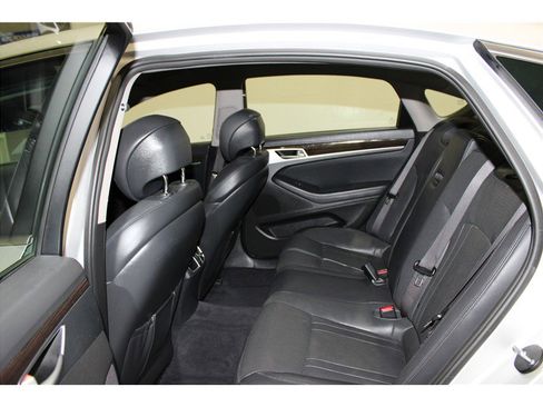 Used 2018 Genesis G80 3.8 image 12