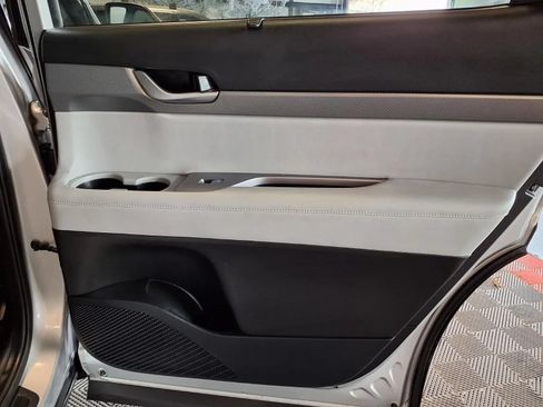 Used 2021 Hyundai Palisade SEL w/ Premium Package AWD/4WD image 13