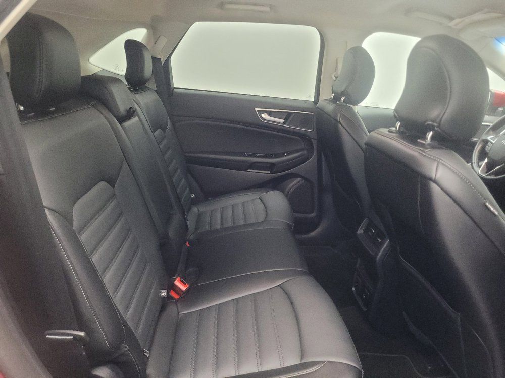 Used 2018 Ford Edge SEL w/ Equipment Group 201A AWD/4WD image 19