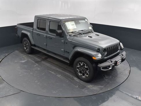 New 2026 Jeep Gladiator Sport AWD/4WD image 31