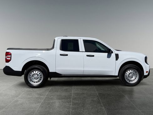 Used 2025 Ford Maverick XL w/ Equipment Group 102A AWD/4WD image 8