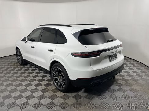 Used 2021 Porsche Cayenne S AWD/4WD image 3