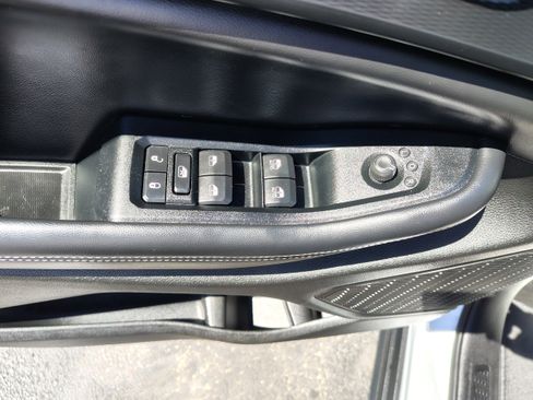 Certified 2024 Jeep Grand Cherokee Altitude image 21