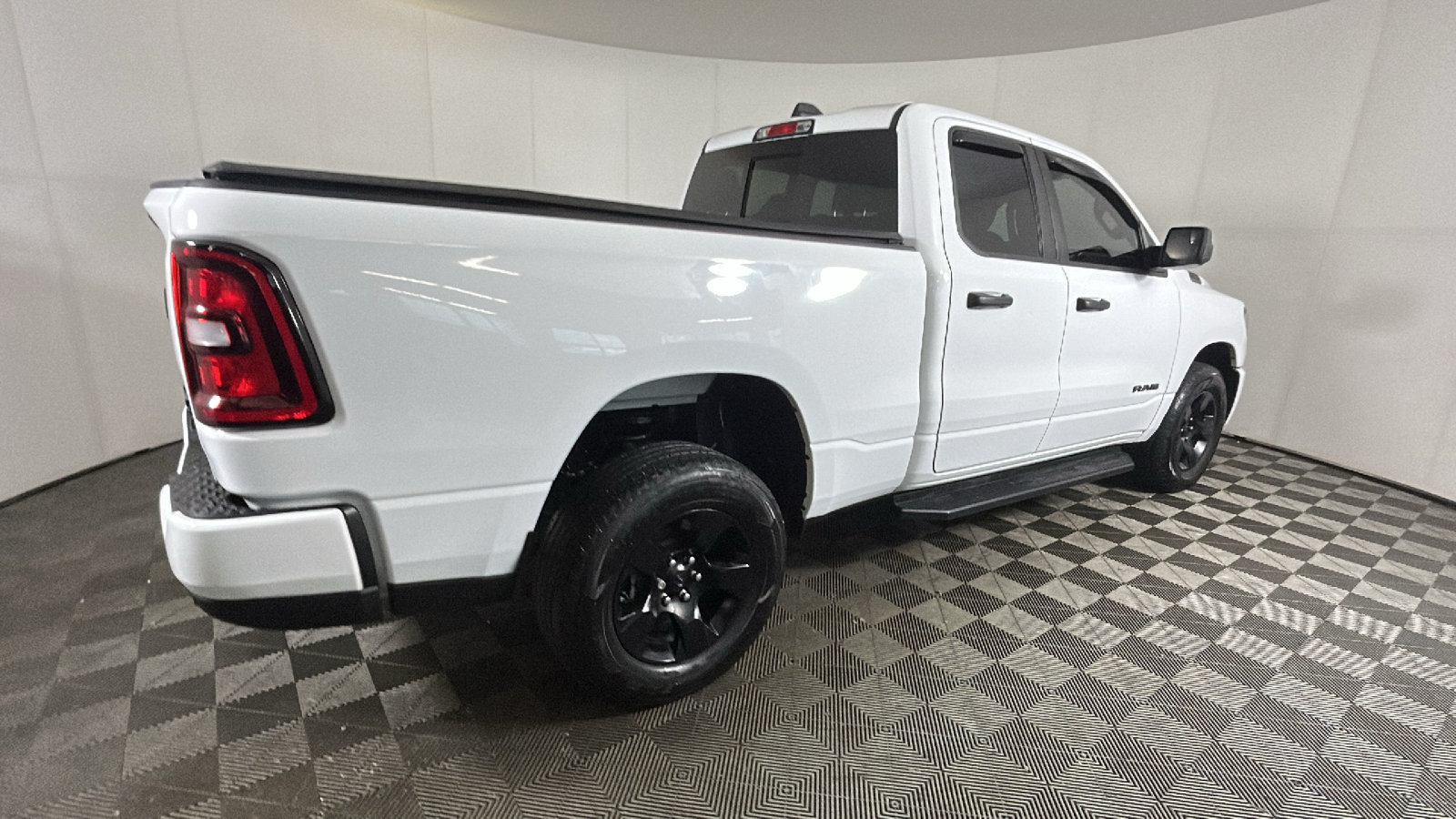 Used 2025 RAM 1500 Tradesman w/ Night Edition AWD/4WD image 3