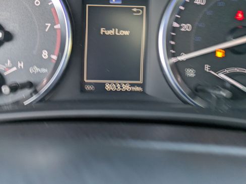 Used 2015 Toyota Highlander Limited image 29