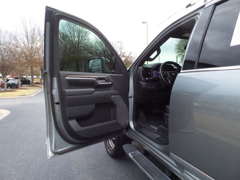 Used 2025 Chevrolet Silverado 3500 High Country w/ High Country Premium Package image 30