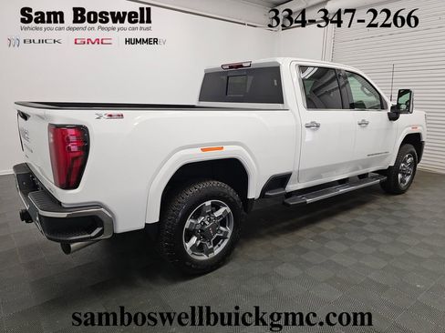 New 2026 GMC Sierra 2500 SLT AWD/4WD image 8