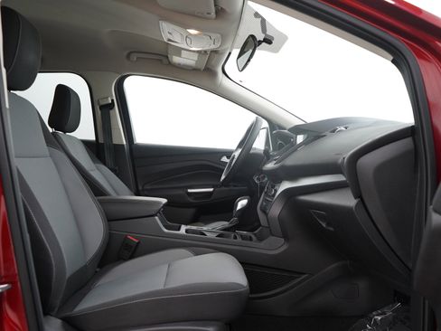 Used 2018 Ford Escape SE w/ SE Sync 3 Package AWD/4WD image 11