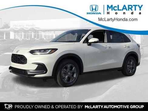 New 2026 Honda HR-V LX image 1