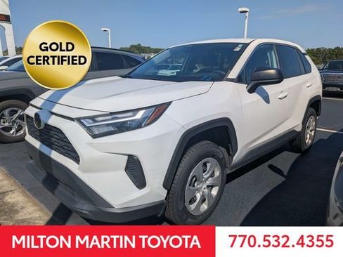 Used 2023 Toyota RAV4 LE FWD image 5