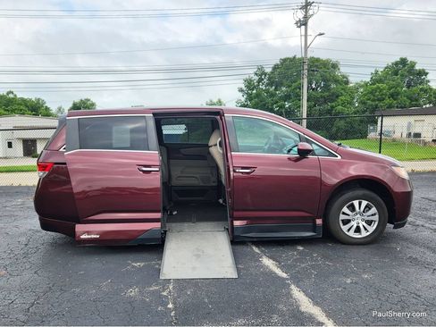 Used 2016 Honda Odyssey EX image 9