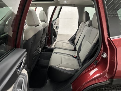 Used 2023 Subaru Forester Limited w/ Popular Package #2 AWD/4WD image 23