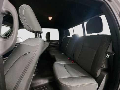 Used 2022 RAM 2500 Big Horn w/ Level C Equiment Group AWD/4WD image 26