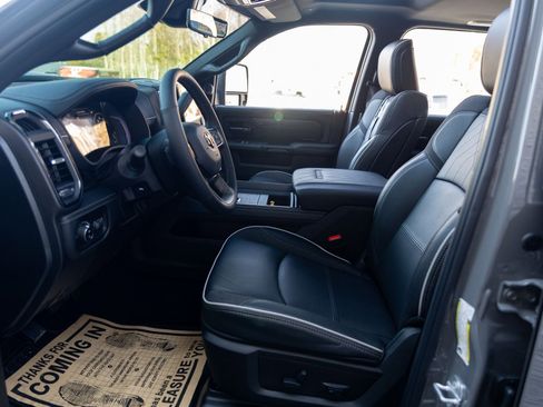 Used 2026 RAM 3500 Limited image 26