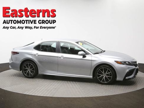 Used 2024 Toyota Camry SE FWD image 50