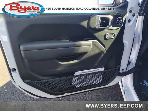 New 2026 Jeep Gladiator Sport image 12